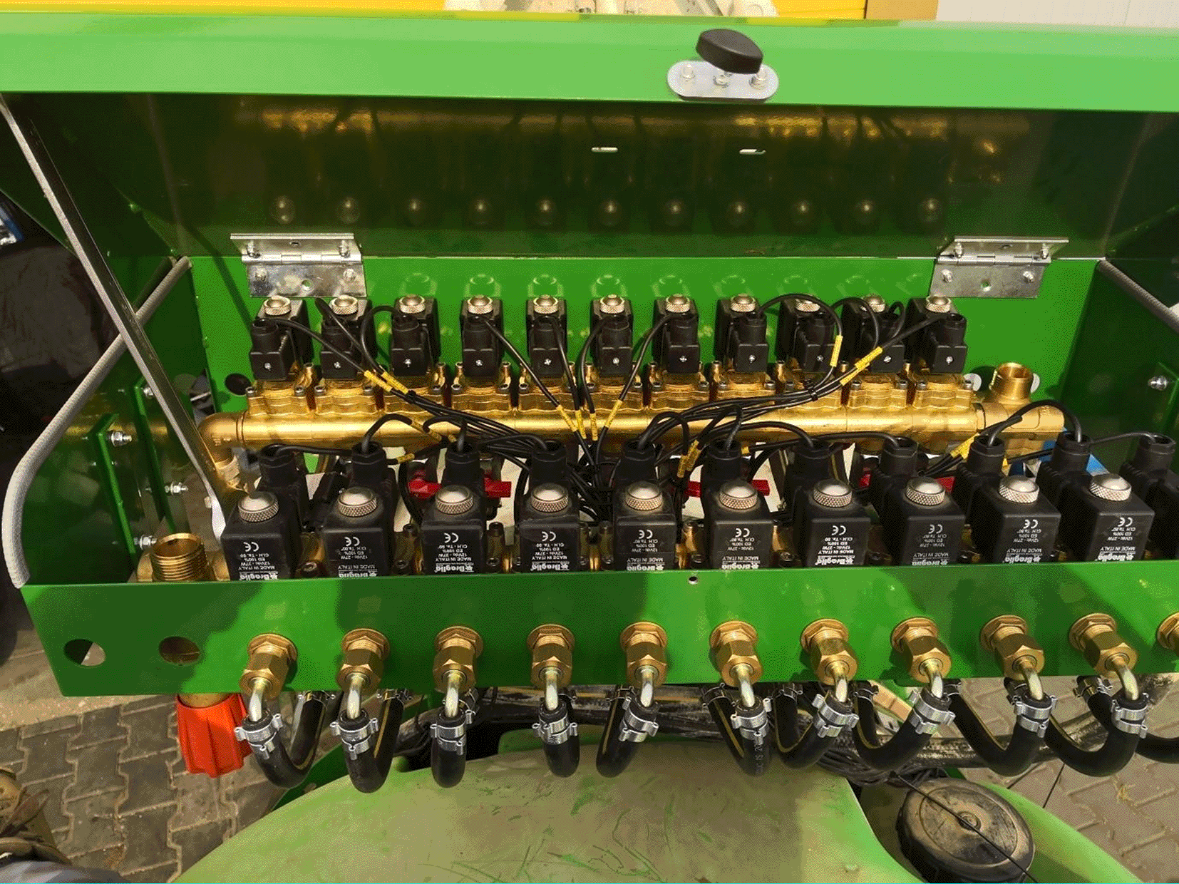 61f645c8-b25e-4a64-8d79-159c0b791298_figure2.gif